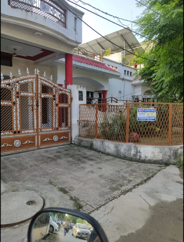 4 BHK House/Villa for Rent in Amar Shaheed Path, Lucknow